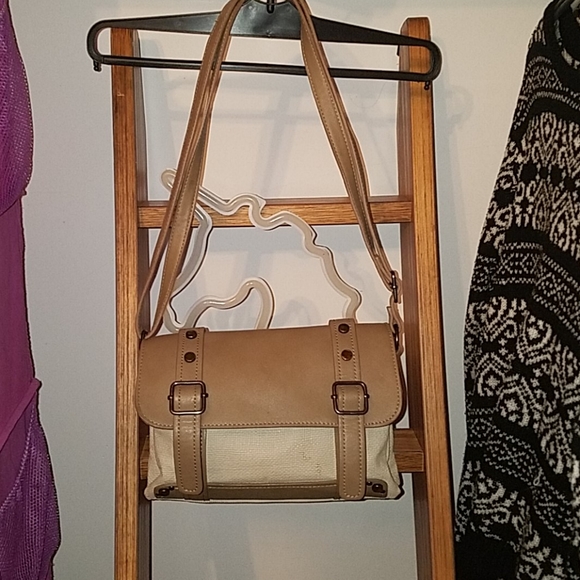 Purse - Picture 2 of 4